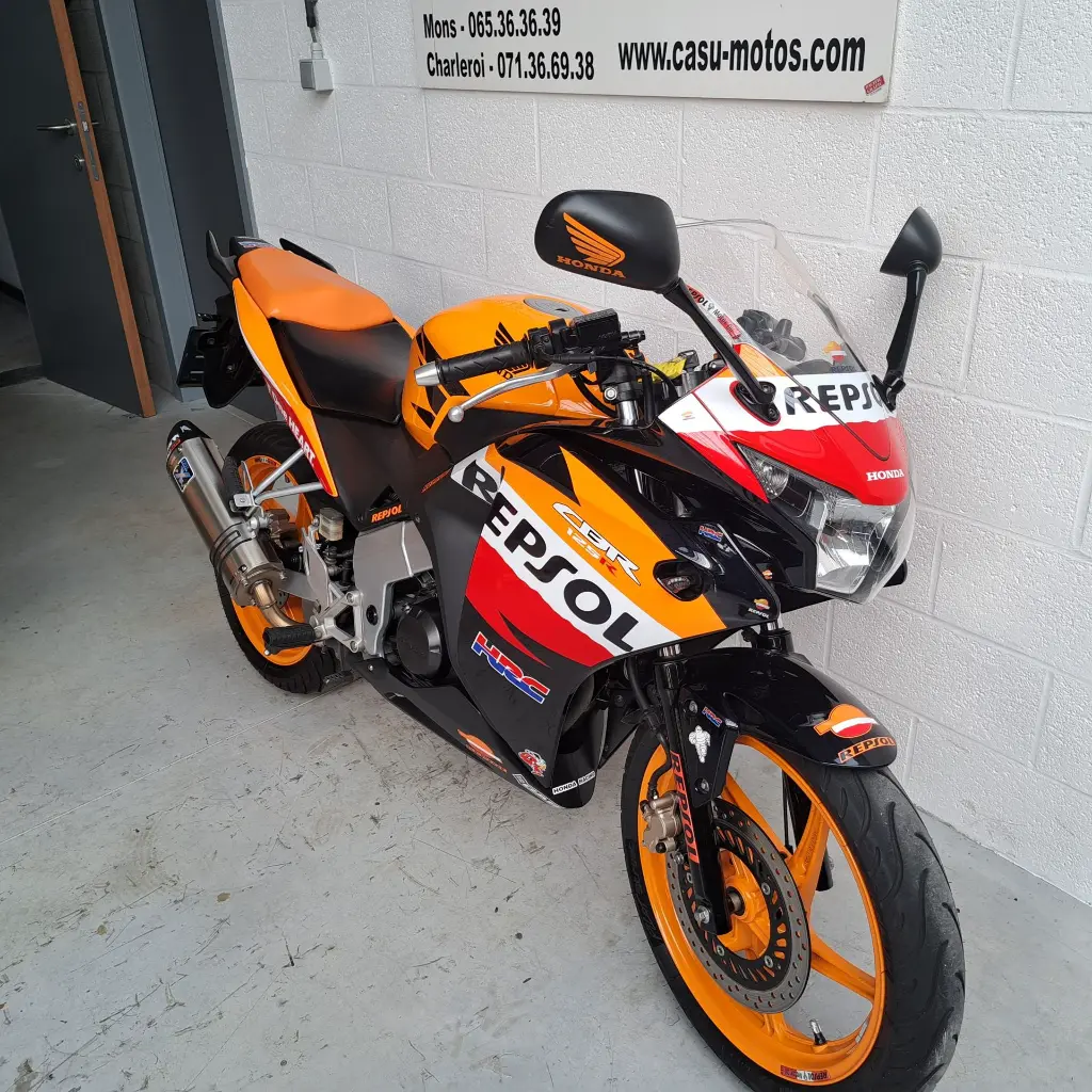 cbr125r repsol 2.webp