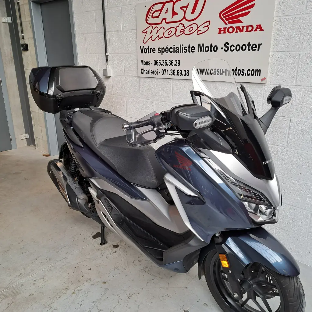 Scooter Honda Forza 300