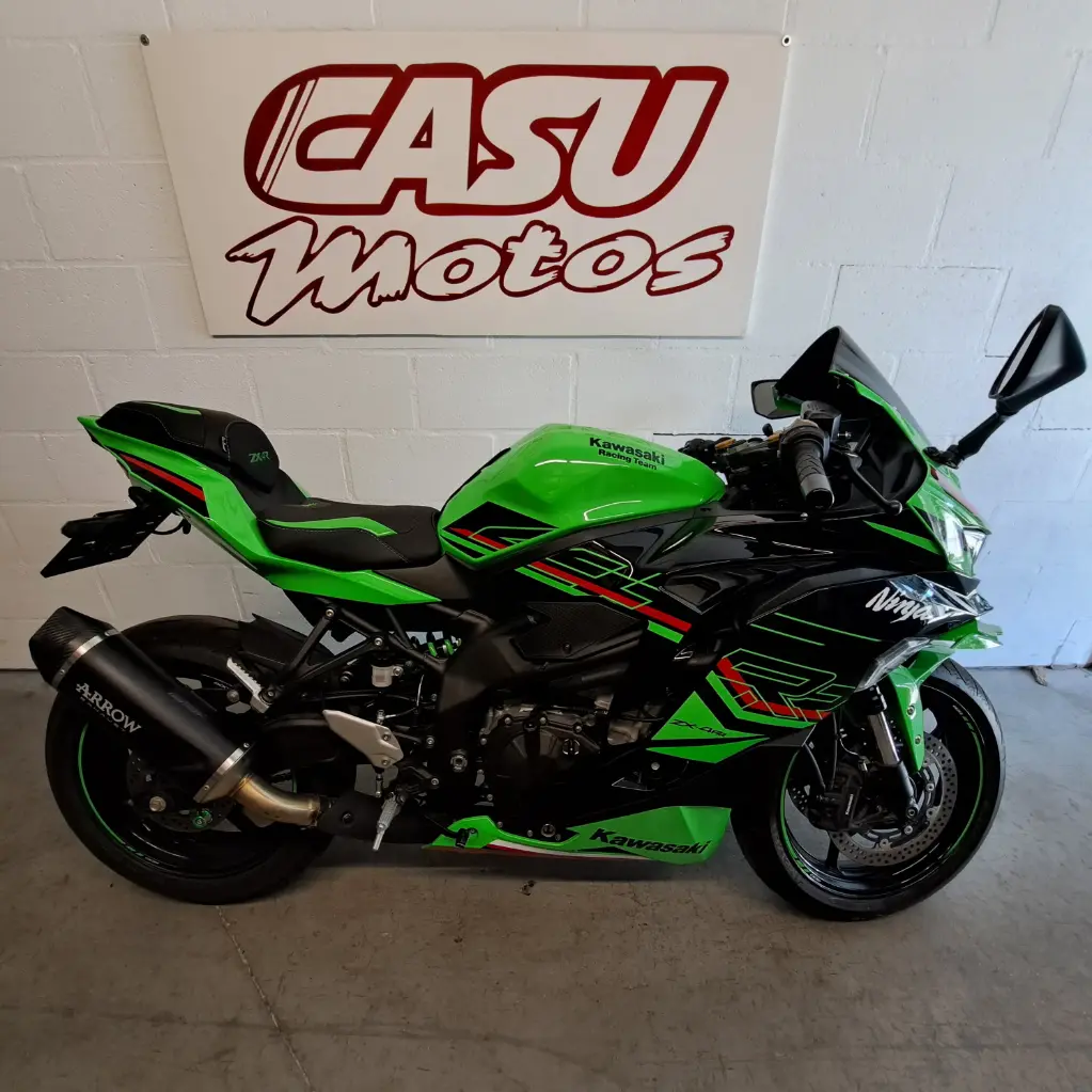 Moto Kawasaki ZX4RR