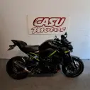 Moto Kawasaki Z900 