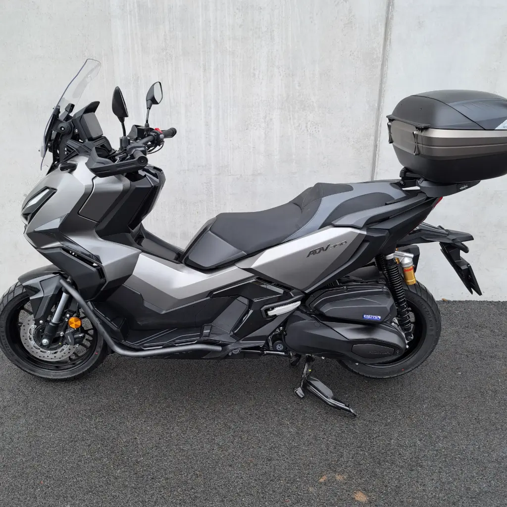 Scooter Honda ADV350 ABS full