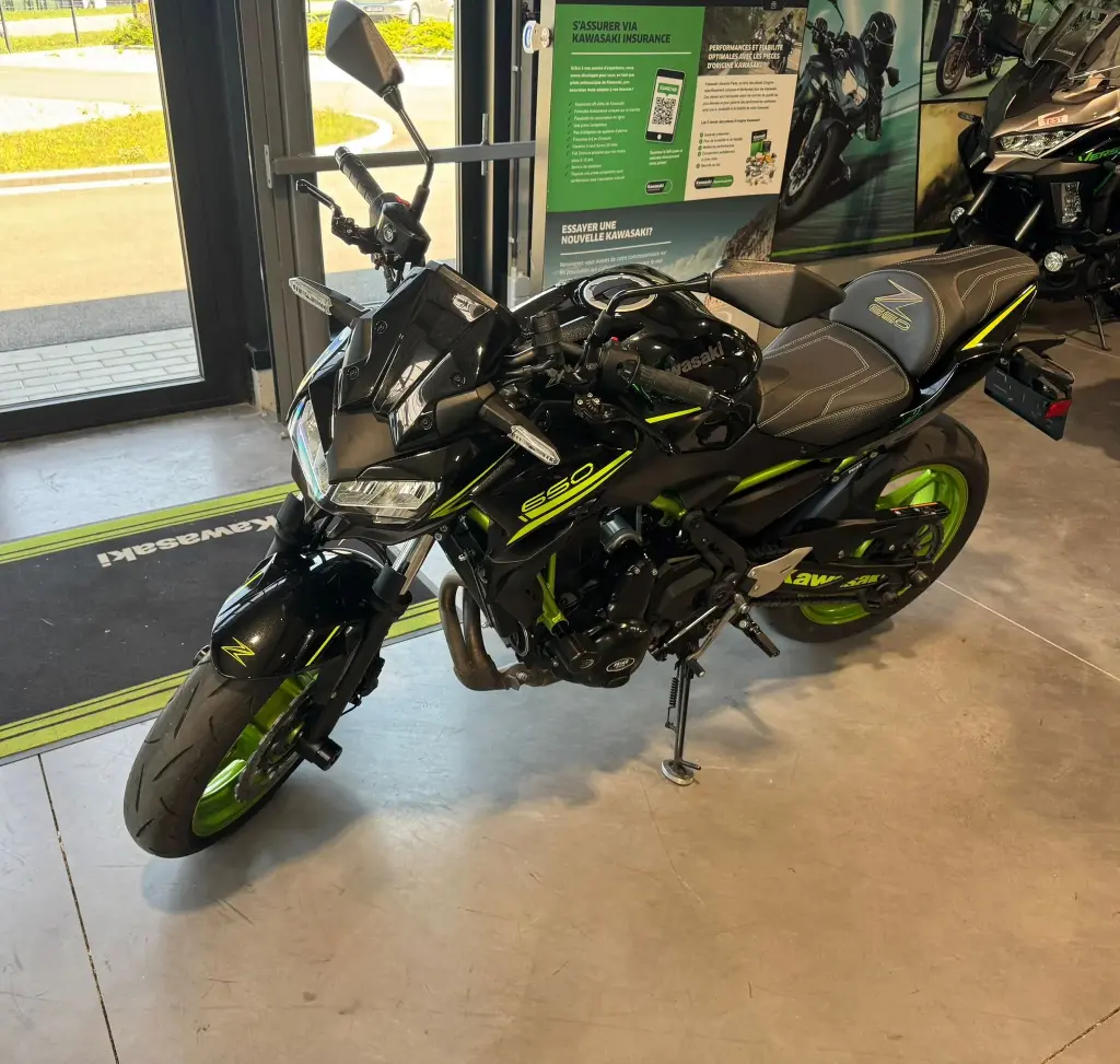 Moto Kawasaki Z650