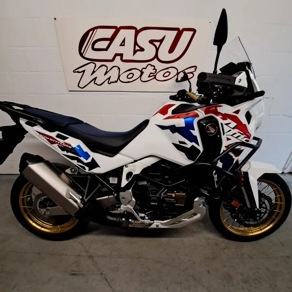 Moto Honda Africa twin 1100 Adv DCT Direction