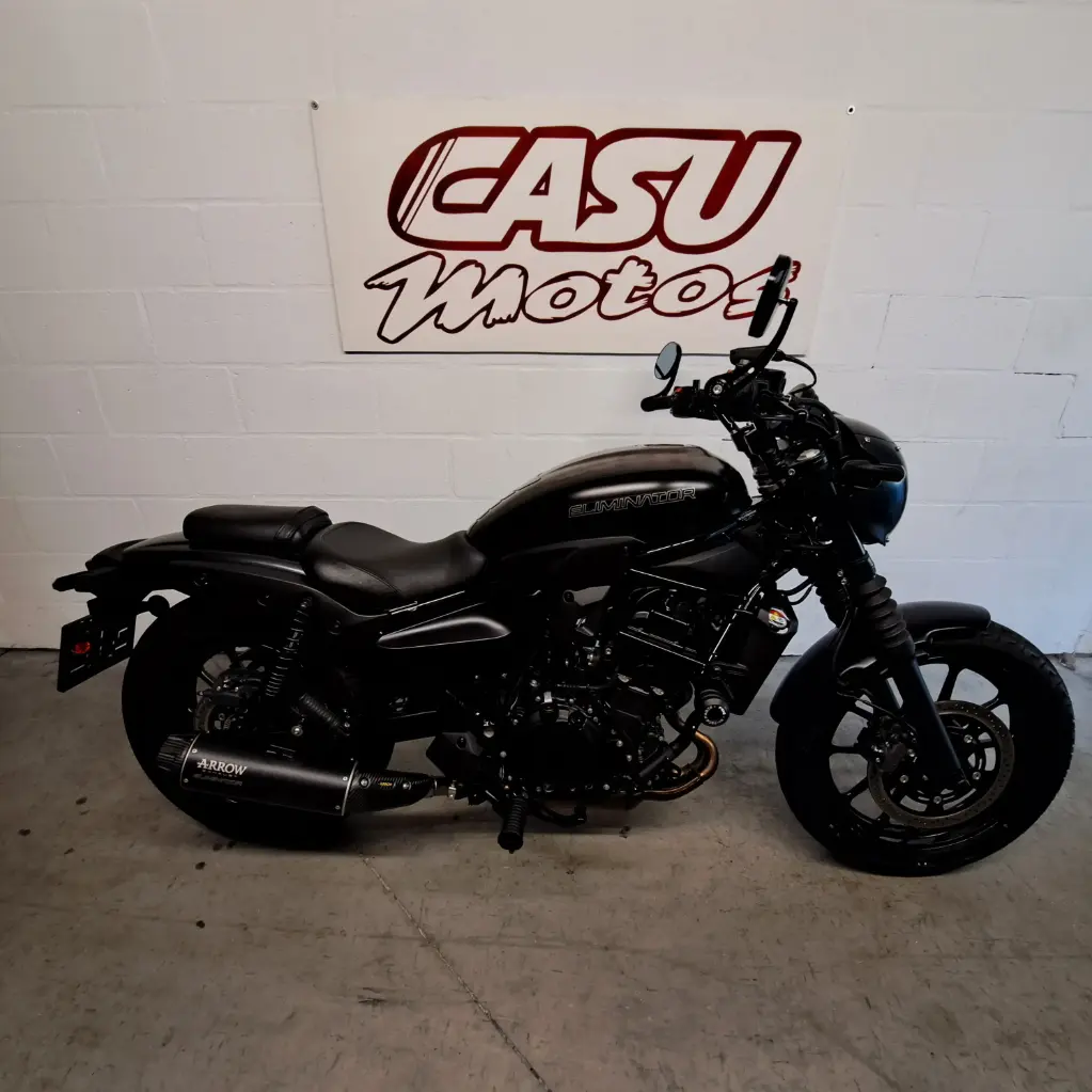 Moto Kawasaki Eliminator SE500 