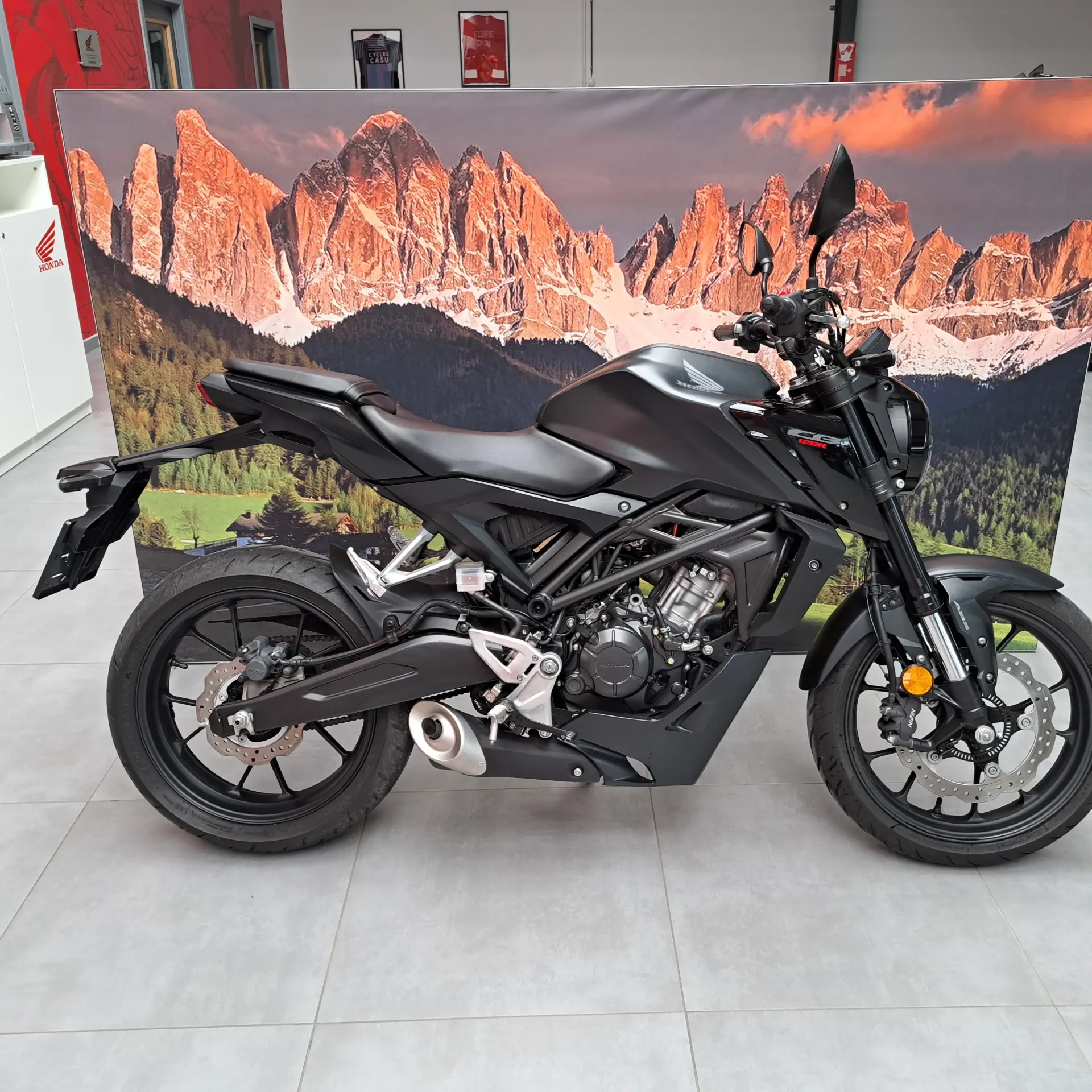 [F42] Moto Honda CB125R