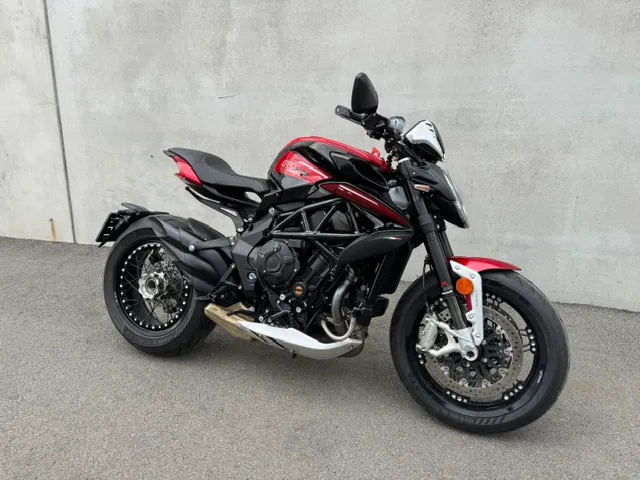 [CONSI] Moto MV AGUSTA DRAGSTER RR