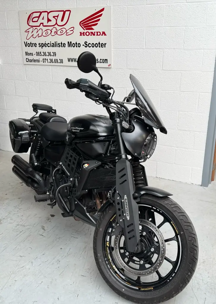 Moto Kawasaki Eliminator SE500