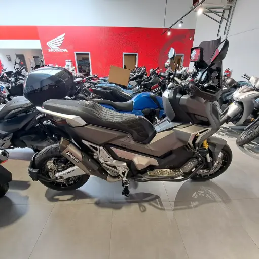 [Farciennes 10] Scooter Honda ADV750 ABS Black