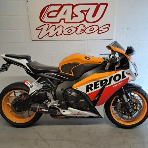 [M4] Moto Honda CBR1000RR Repsol
