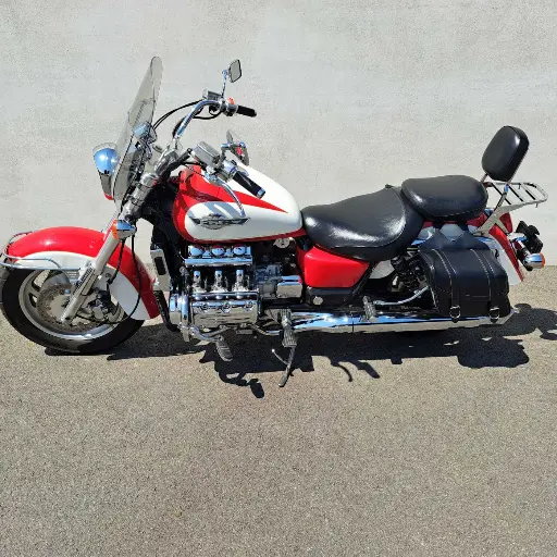 [FARC 42 consi] Moto Honda GL1800 F6