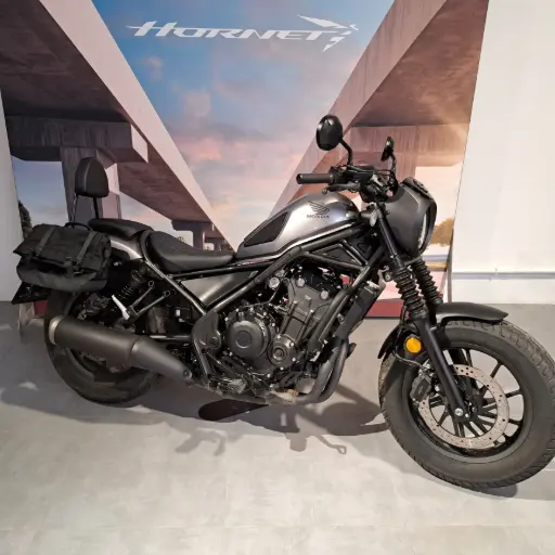 [F 32] Moto Honda CMX 500 REBELL A