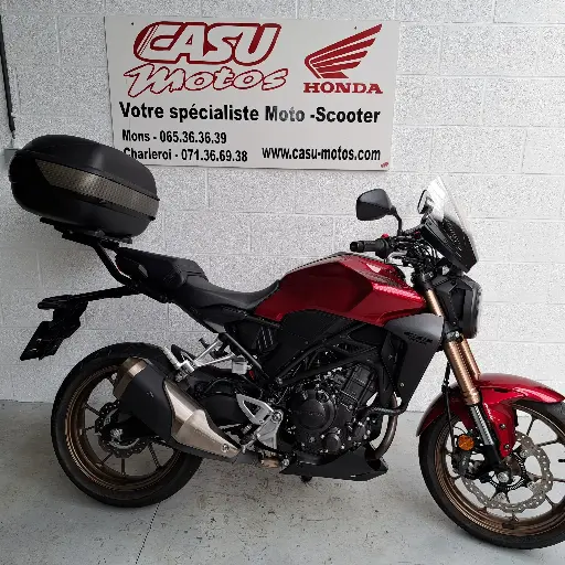 [F39] Moto Honda CB300R