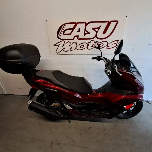 Scooter Honda PCX 125 rouge