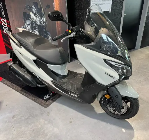Scooter Kymco x town  CT125