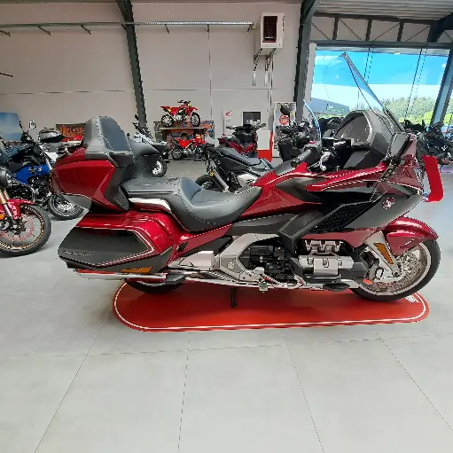 Moto Honda gold wing GL1800 DCT LUXE
